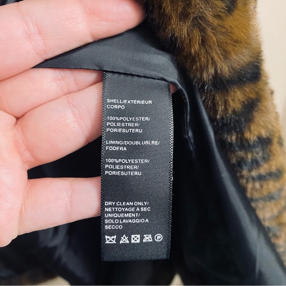 Rebecca Minkoff NWT Leopard Vegan Faux Fur Wrap Belted Coat With Hood Size Large - Picture 6 of 12